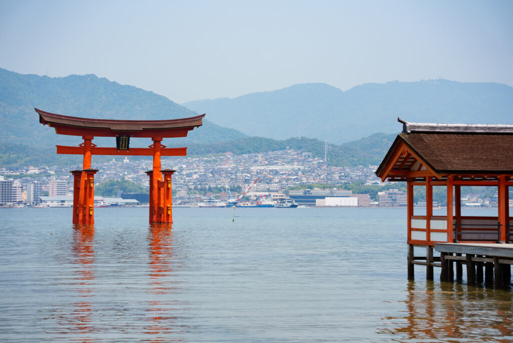 厳島神社鳥居